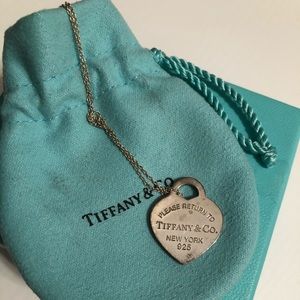 Tiffany & Co Heart tag pendant